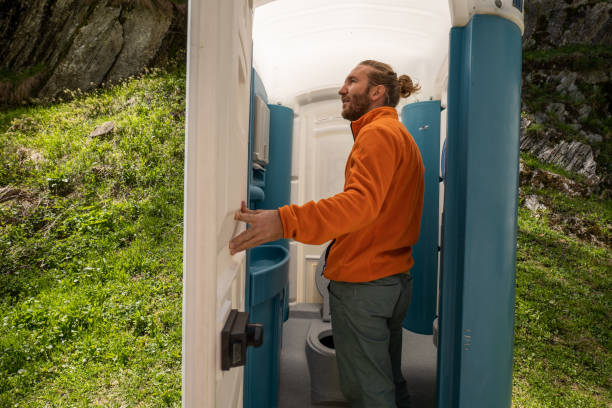 Best Portable restroom trailer rental  in Franklin, MI